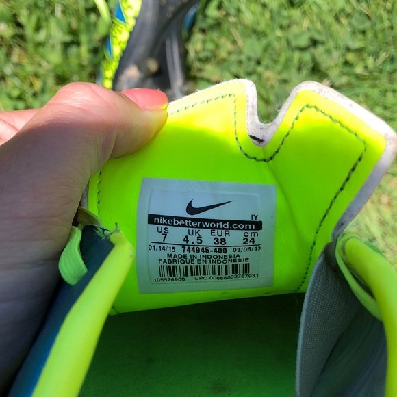Nike hypervenom cleats - Picture 5 of 5